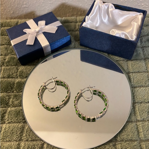 Russian Chrome Diopside Hoop Earrings - Picture 9 of 9